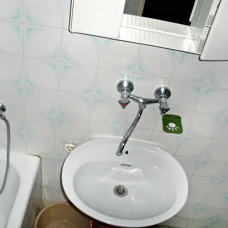 Apartment By The Sea Pisak, Omis - 1003